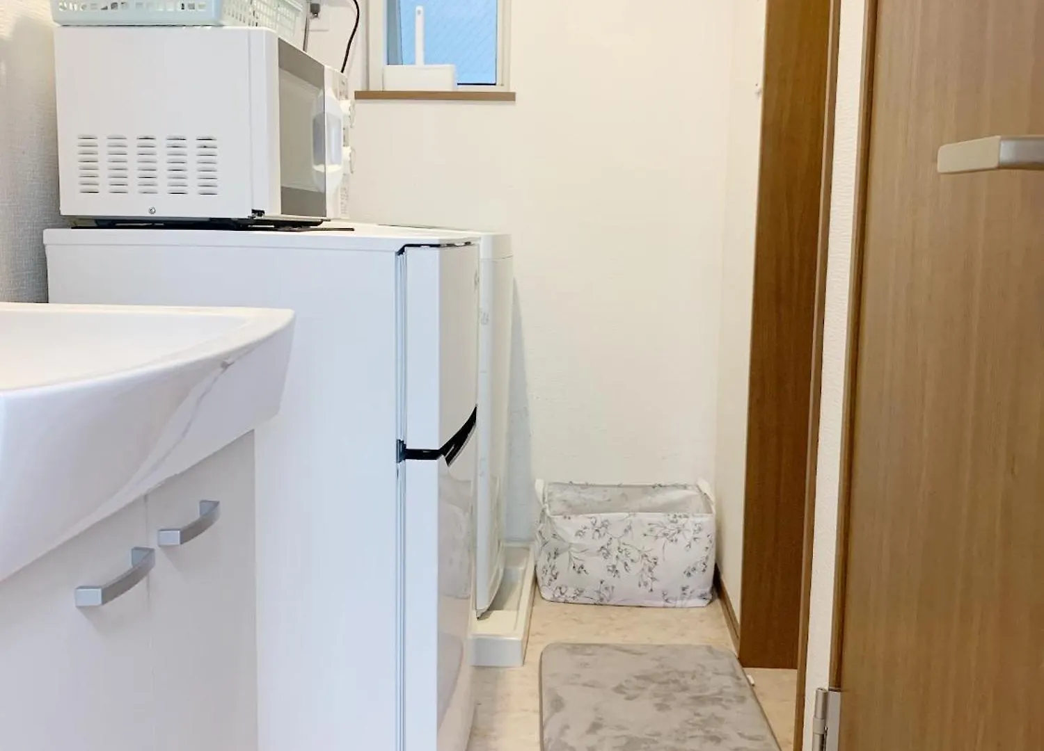 شقة Ikebukuro Center! Ikebukuro 6Min Walk!池袋中心地带! 池袋车站步行6分!Loft阁楼!公寓干湿分离! 智能马桶! 高速无限制网路! 103 طوكيو اليابان